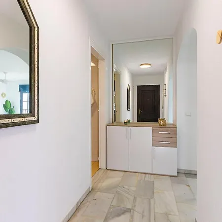 Puerto Banus, Seaviews, One Bedroom * Marbella