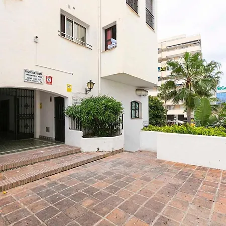 Puerto Banus, Seaviews, One Bedroom * Marbella